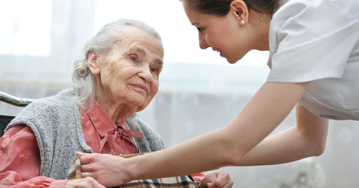 Bệnh người già: Triệu chứng, cách đề phòng, chăm sóc hiệu quả